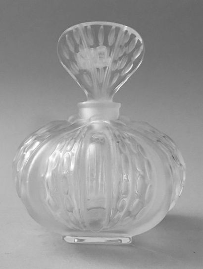 null Lalique France - "Mirabelle" - (1989) Flacon à parfum en cristal incolore pressé...