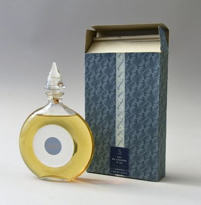 null Guerlain – « L’Heure Bleue » - (1912) Flacon « disque » contenant 120ml d’eau...