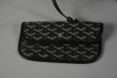 null GOYARD, sac cabas Saint-Louis, en toile imprimée et enduite à décor de chevrons,...