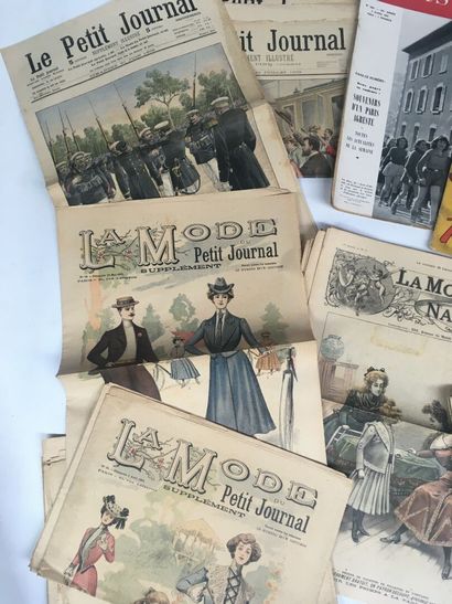 null LE PETIT JOURNAL, 10 numéros de 1900 à 1908 

LA MODE NATIONALE, 10 numéros...