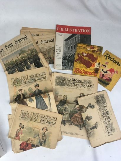LE PETIT JOURNAL, 10 issues from 1900 to...