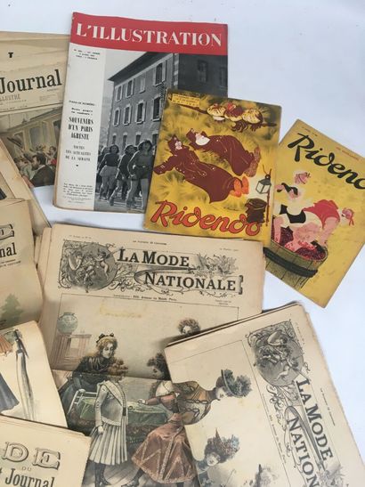 null LE PETIT JOURNAL, 10 numéros de 1900 à 1908 

LA MODE NATIONALE, 10 numéros...