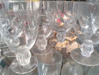 null R. LALIQUE, crystal service of 41 pieces composed of 10 champagne glasses, 11...