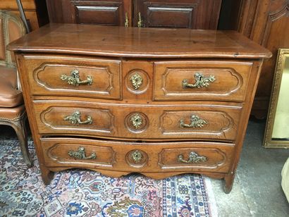 null Regency chest of drawers opening 3 drawers, natural wood top. 18th century,...