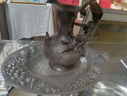 Pewter pitcher art nouveau, signed Ch. Perror....