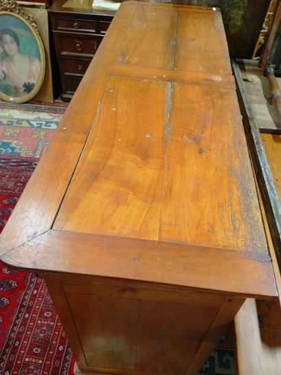 null Sideboard opening with two doors and two drawers 19th century (pitting, wear)...