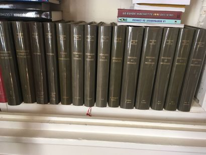  Charles DE GAULLE, Mémoire et discours, ensemble de 15 volumes numéroté. ed Plo...