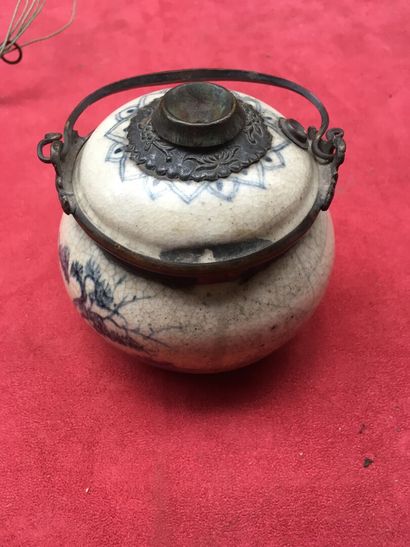 CHINA, earthenware perfume burner decorated...