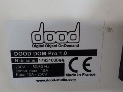 null - 1 imprimante 3D de marque DOOD DOM PRO 1.0 - sans câble d'alimentation - état...
