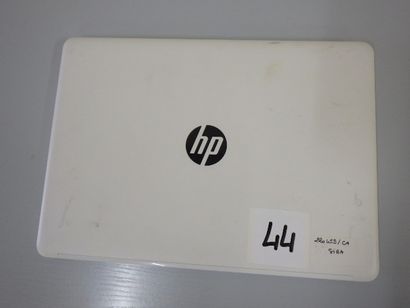 null 1 ordinateur portable HP, modèle TPN-Q189, clavier "azerty", sans chargeur,...