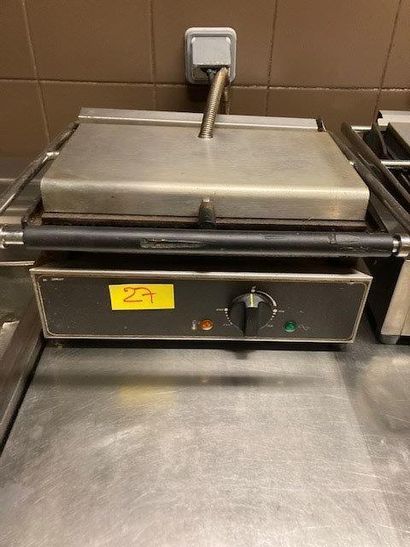 null 1 machine à panini sans marque apparente