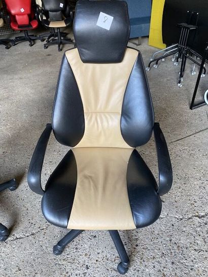 1 fauteuil simili cuir type baquet noir/beige-...