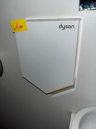 1 sèche-mains DYSON Airblade 5 