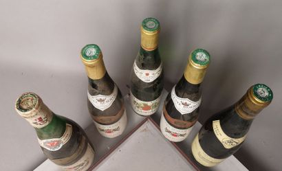 null 5 bouteilles VINS D'ALSACE A VENDRE EN L'ETAT 


2 bouteilles de RIESLING 1987...