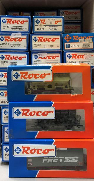 null ROCO
Wagons marchandises courts et longs dont :
SNCF, RENFE, CFL, SBB
Ref :...