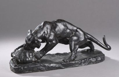 null George GARDET (1863-1939)


Lioness attacking a turtle


Antique bronze print...