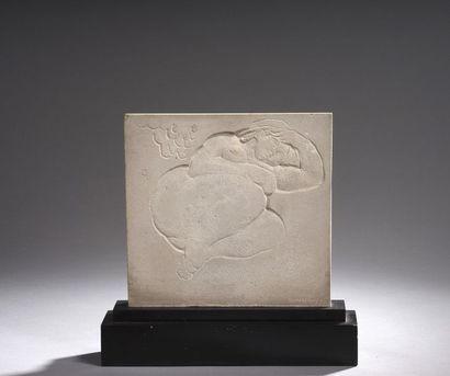 null Charles Alexandre MALFRAY (1887-1940)


Young woman lying down


Stone bas-relief.


Signed...