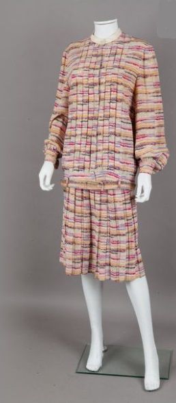 null LANVIN Haute couture par Jules François Crahay n°89558/1115 circa 1975
Ensemble...