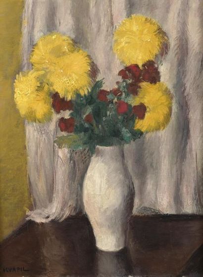 null Charles KVAPIL (1884-1957)
Bouquet de fleurs
Huile sur toile.
Signée en bas...