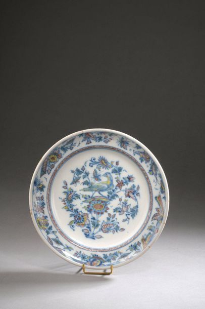 null MARSEILLE, Manufacture de Leroy? 18th century

Small round Dish with polychrome...