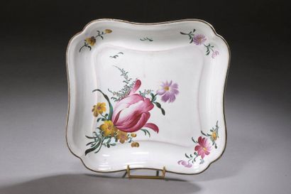 null STRASBOURG Manufacture de Hannong, 18th c.

Square TRAY with polychrome decoration...