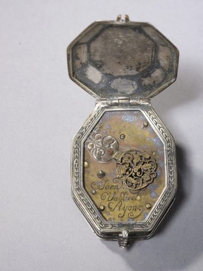 null silver watch engraved octagonal, rectangular 

in the taste of the end of the...