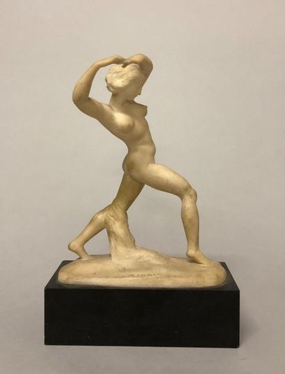 null Francis LAMONACA (1882-1937)
La danseuse
	Sculpture en marbre patiné, signé...