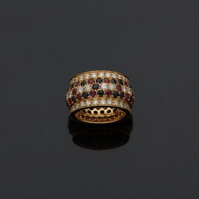 Large 18k yellow gold ring 750‰, set with...