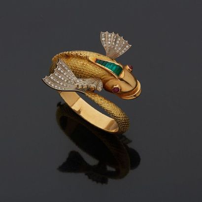 null Two-tone 18k gold bracelet 750‰, in the shape of a fish, the fins and tail set...