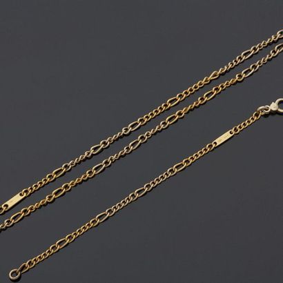 null POMELLATO

Two-tone gold half necklace, 18k 750‰, figaro mesh, spring handcuff...