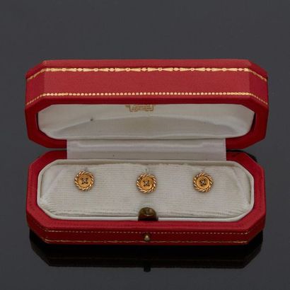  CARTIER 
Three collar ties in polychrome gold, 18k 750‰, featuring buttons, spring...