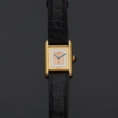  CARTIER 
Ladies wrist watch in vermeil, silver 1st title 925‰, rectangular shape,...