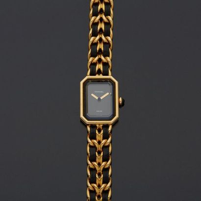 CHANEL 
Ladies' wristwatch in gold-plated...