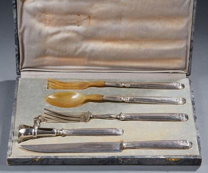 null Set of 5 silver serving pieces, 1st title 925 ‰, the handles in filled silver...
