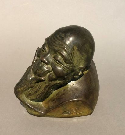 null Gaston HAUCHECORNE (1880-1945)
Sage barbu
Bronze à patine verte.
Signé GH sur...