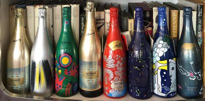 Collection TAITTINGER
Ensemble de huit bouteilles...