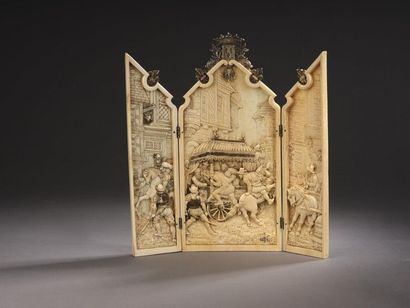 null TRIPTYCH with ivory pediment carved in bas-relief from a scene of the assassination...