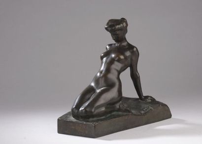 null Edward WITTIG (1897-1941)

Nude kneeling

Bronze with a brown patina shaded...