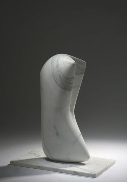 null Mircea MILCOVITCH (1941)

Opus 736

Marble.

Signed on the Milcovitch base.

38...