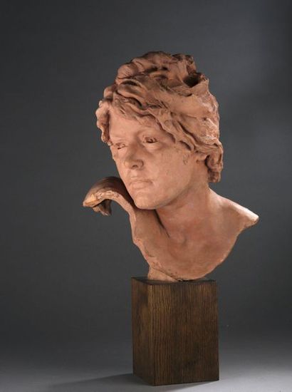 null Jules DESBOIS (1851-1935)

Portrait of a woman

Terracotta test.

Signed J Desbois...