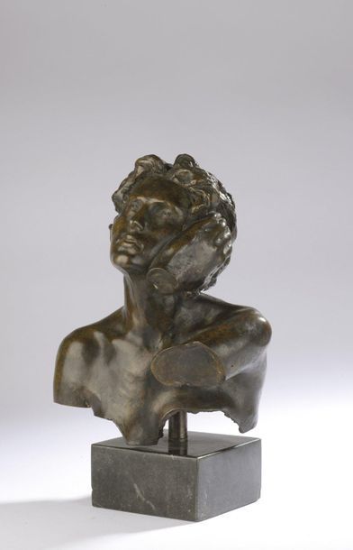 null Victor SÉGOFFIN (1867-1925)


Étude pour la Sorcière


Bronze à patine brun...