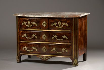 null COMMODE with slightly curved front in violet wood veneer. Rounded uprights and...