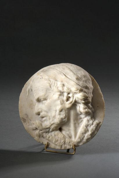 null White marble MEDAL

Bearded man's head carved in high relief.

Italy, 17th century.

D....