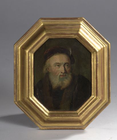 null 18th century FRENCH school

Figure of a man in a bonnet

Hexagonal panel.

15...