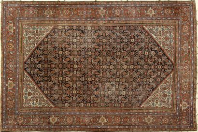 null FERAHAN RUG with herati decoration on blue background. Echinçons with cream...