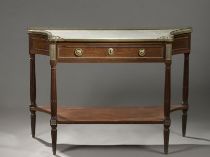 null DESERTE CONSOLE with indented sides in mahogany and mahogany veneer, opening...