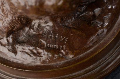 null D’après Antoine Louis BARYE (1796-1875)


Ours assis


Bronze à patine brune.


Signé...