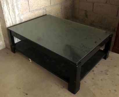 null Black coffee table

40 x 120 x 85 cm