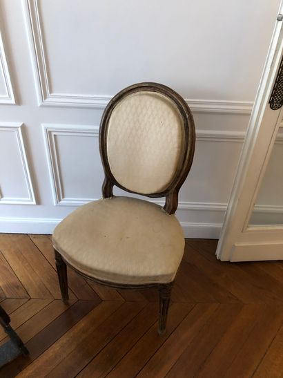 null Chaise de musicien de style Louis XV en bois mouluré et sculpté

Garniture simili...