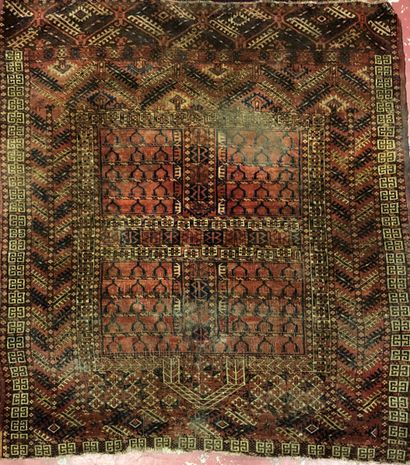  Set of ten carpets (wear and tear) including : 
- Brown background with foliage...